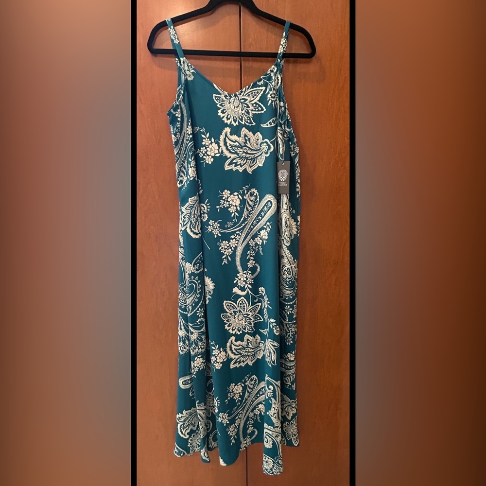 Vince Camuto Teal Paisley Sleeveless Maxi Dress